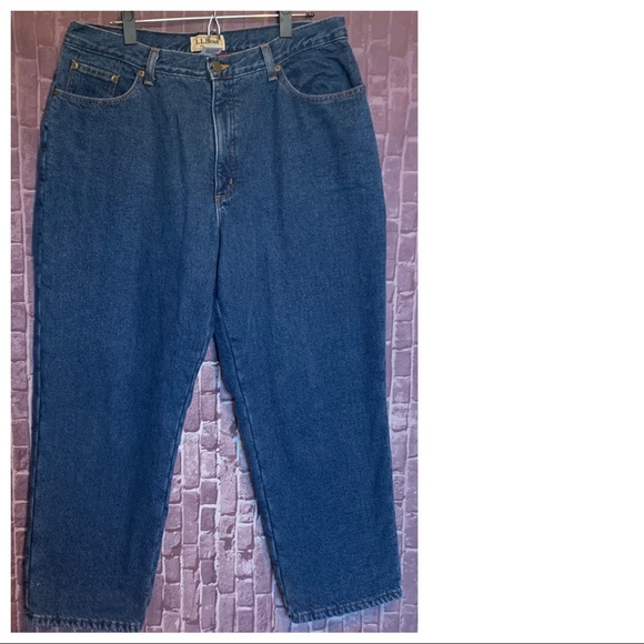 Fleece Lined Relaxed Fit Jeans - Picture 4 of 12